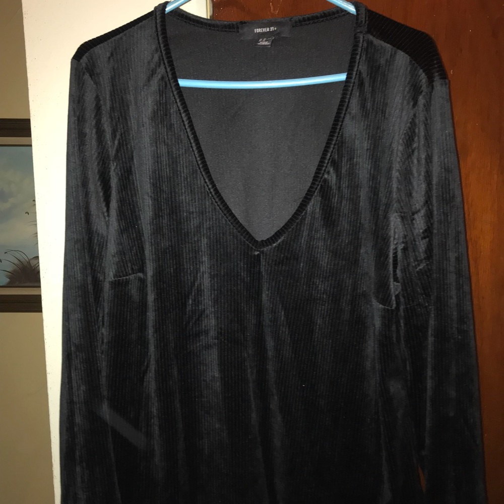 📌 TWO FOR $35 📌 Deep V-Neck Suede Long Sleeve